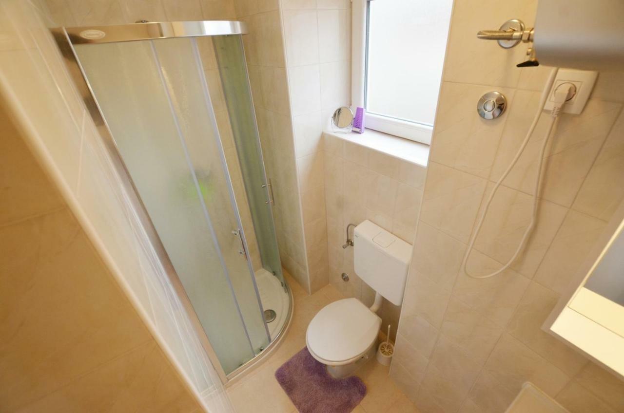 Ferri 16 Studio Ровинь Экстерьер фото